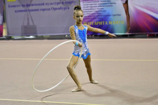 Orenburg Rusia Noviembre 2017 Año Las Niñas Compiten Gimnasia Rítmica —  Fotos de Stock