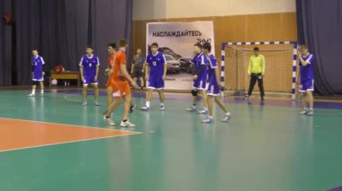 Orenburg, Rusya - 12 Şubat 2018: Orenburg 'un ilk valisi Ivan Ivanovich Neplueva anısına erkekler hentbol uluslararası hentbol turnuvasında oynuyor