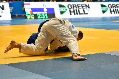 Orenburg, Rusya Federasyonu - Mayıs 12-13 yıl 2018: Boys rekabet Judo