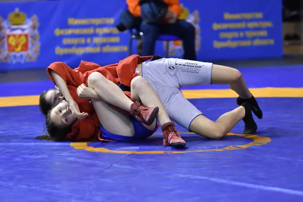 Orenburg, Rusia - 16 de febrero de 2019: competiciones de chicas Sambo —  Fotos de Stock