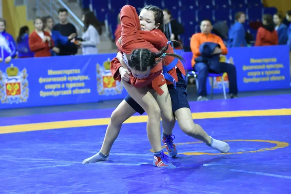 Orenburg, Rusia - 16 de febrero de 2019: competiciones de chicas Sambo —  Fotos de Stock