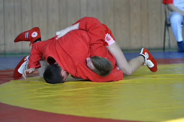 Orenburg, Russia - February 23, 2019: Boys competitions Sambo — Stock Photo, Image