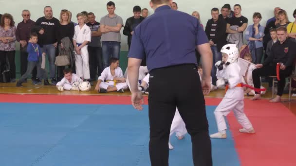 Orenburg Rusland April 2019 Jaar Boys Strijden Karate Stad Toernooi — Stockvideo