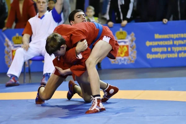 Orenburg, Rusia - 16 de febrero de 2019: Concursos para niños Sambo — Foto de Stock