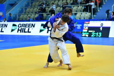 Orenburg, Rusya Federasyonu - Mayıs 12-13 yıl 2018: Boys rekabet Judo