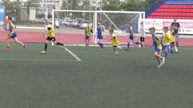 Orenburg, Rusya-Haziran 2, 2019 yıl: çocuklar ön oyunlar futbol Festivali 'nde futbol oynamak 