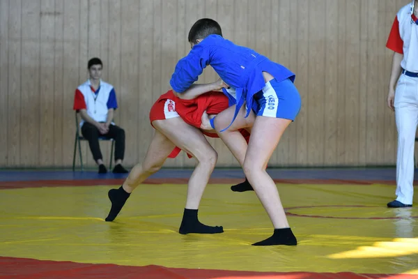 Orenburg, Rusia - 23 de febrero de 2019: Concursos para niños Sambo — Foto de Stock