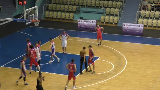 Orenburg Ryssland Juni 2019 Män Spelar Basket Interregionala Finalen Amatörbasketligan — Stockvideo