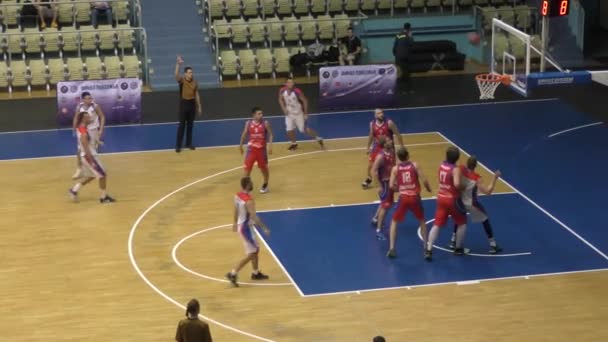 Orenburg Ryssland Juni 2019 Män Spelar Basket Interregionala Finalen Amatörbasketligan — Stockvideo