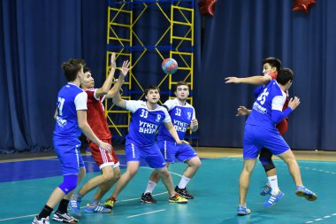 Orenburg, Rusya Federasyonu - 11-13 Şubat 2018 yıl: Hentbol oynayın çocuklar