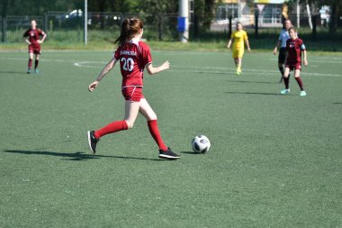 Orenburg, Rusya-12 Haziran 2019 yıl: kızlar futbol oynuyor