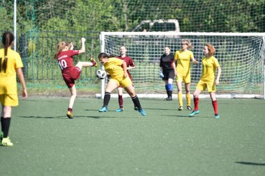 Orenburg, Rusya-12 Haziran 2019 yıl: kızlar futbol oynuyor