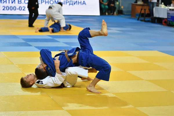 オレンブルク, ロシア連邦 - 2017 年 10 月 21 日: 少年柔道の競争 — ストック写真