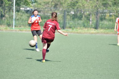 Orenburg, Rusya-12 Haziran 2019 yıl: kızlar futbol oynuyor