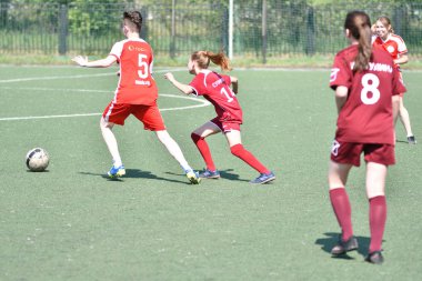 Orenburg, Rusya-12 Haziran 2019 yıl: kızlar futbol oynuyor