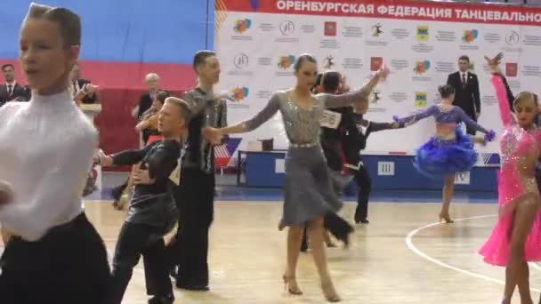 Orenburg Russie Mai 2019 Danse Entre Filles Garçons Compétition City — Video