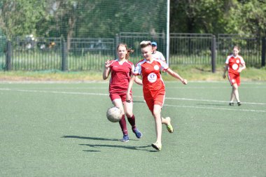 Orenburg, Rusya-12 Haziran 2019 yıl: kızlar futbol oynuyor