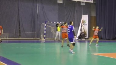 Orenburg, Rusya - 12 Şubat 2018: Orenburg 'un ilk valisi Ivan Ivanovich Neplueva anısına erkekler hentbol uluslararası hentbol turnuvasında oynuyor