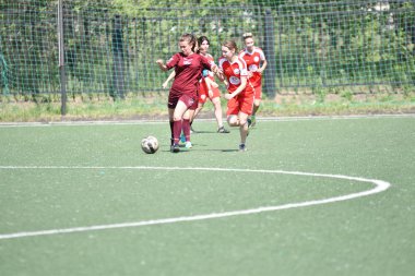Orenburg, Rusya-12 Haziran 2019 yıl: kızlar futbol oynuyor