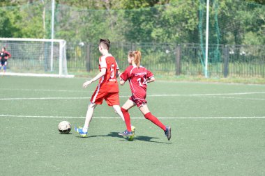 Orenburg, Rusya-12 Haziran 2019 yıl: kızlar futbol oynuyor