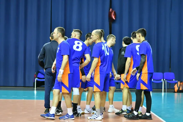 Orenburg, Rusland - 11-13 februari 2018 jaar: jongens spelen in Handbal — Stockfoto