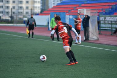 Orenburg, Rusya Federasyonu 8 Haziran 2017 yıl: Boys futbol oynamak