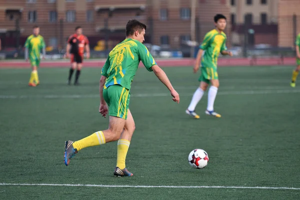 Orenburg, Russia � 8 June 2017 year: Boys play football — Stok Foto