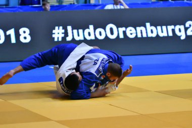 Orenburg, Rusya Federasyonu - Mayıs 12-13 yıl 2018: Boys rekabet Judo