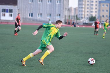 Orenburg, Rusya Federasyonu 8 Haziran 2017 yıl: Boys futbol oynamak