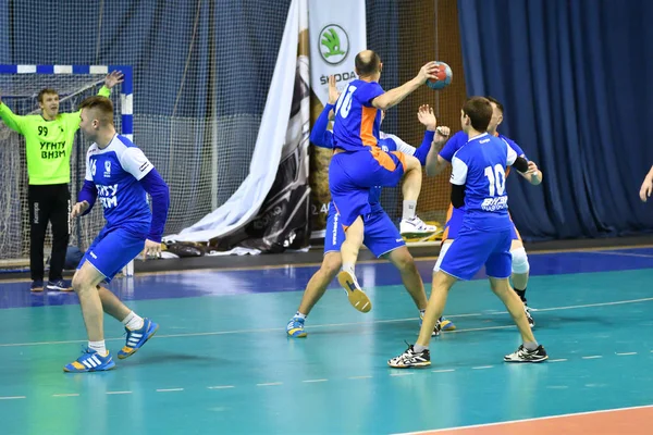 Orenburg, Russia - 11-13 February 2018 year: boys play in handball — Stock Photo, Image