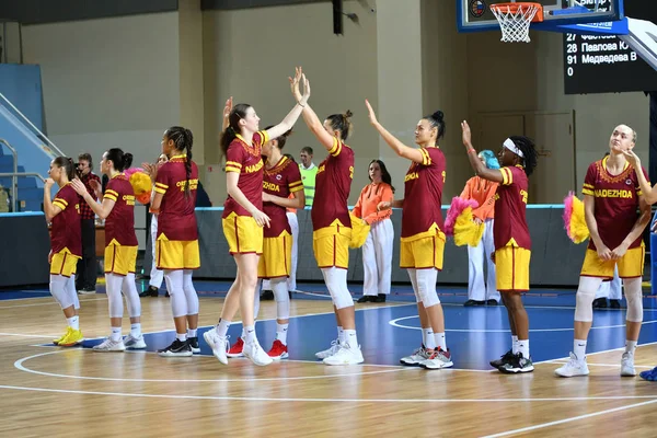 Orenburg, Rusland - 3 oktober 2019: Meisjes basketballen — Stockfoto