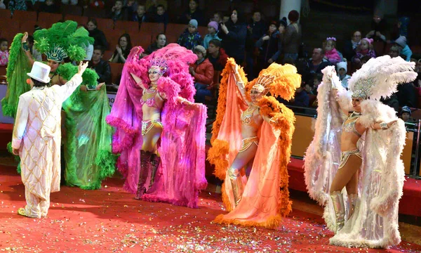 Orenburg Rusia Octubre 2019 Año Payasos Realizan Arena Del Circo —  Fotos de Stock