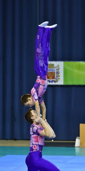 Orenburg Rusko Května 2017 Let Kluci Soutěží Sportovní Akrobacii Open — Stock fotografie