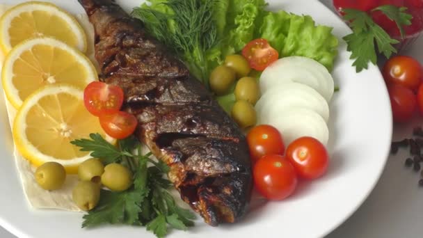 Trout Mediterranean Cuisine Fresh Vegetables — Stock Video