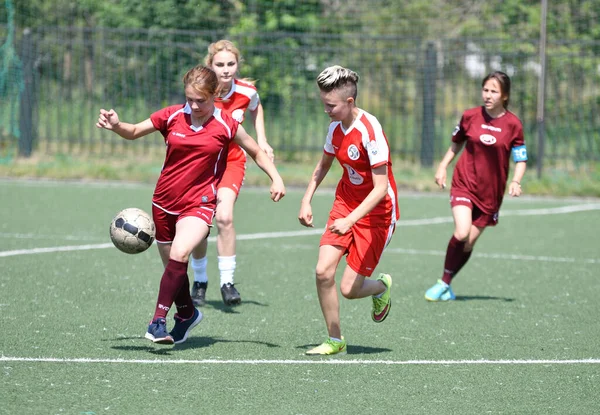 Orenburg Rosja Czerwca 2019 Roku Dziewczyny Grają Kobiecy Turniej Piłkarski — Zdjęcie stockowe