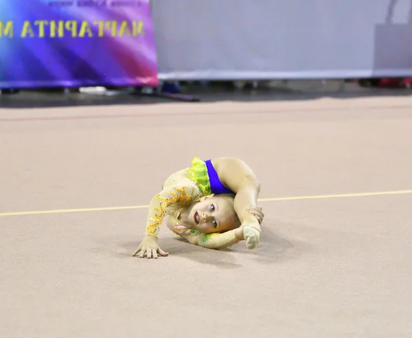 Orenburg Russia Novembre 2017 Anno Ragazze Gareggiano Nella Ginnastica Ritmica — Foto Stock