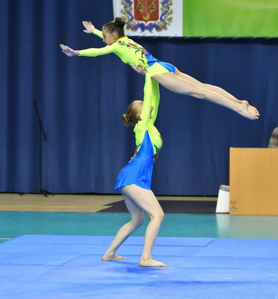 Orenburg Russland Mai 2017 Jahre Mädchen Konkurrieren Sportakrobatik Bei Der — Stockfoto