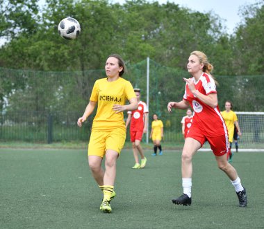  Orenburg, Rusya - 12 Haziran 2019: Rusya Günü 'ne adanmış kadınlar futbol turnuvası
