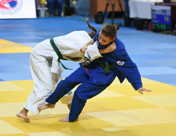 2017年10月21日 女子在柔道比赛中参加全俄柔道锦标赛 All Russian Judo Tournament 以纪念V 切尔诺米丁 Chernomyrdin — 图库照片