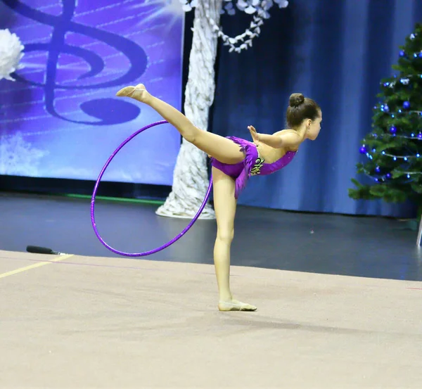 Orenburg Ρωσία Νοεμβρίου 2017 Έτος Κορίτσια Ανταγωνίζονται Στη Ρυθμική Γυμναστική — Φωτογραφία Αρχείου