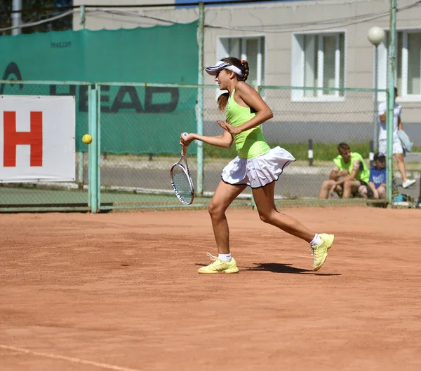 Orenburg Ryssland Augusti 2017 Flicka Spelar Tennis Priserna Tennisförbundet Orenburg — Stockfoto