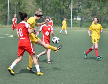  Orenburg, Rusya - 12 Haziran 2019: Rusya Günü 'ne adanmış kadınlar futbol turnuvası
