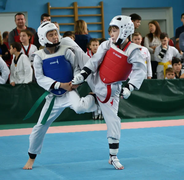 Orenburg Russie Octobre 2019 Les Garçons Concourent Taekwondo Championnat Ouvert — Photo