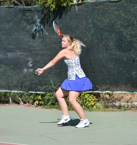 Orenburg Russia August 2017 Year Girl Playing Tennis Prizes Tennis — Stock Photo, Image