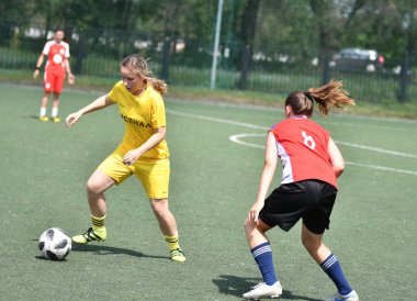  Orenburg, Rusya - 12 Haziran 2019: Rusya Günü 'ne adanmış kadınlar futbol turnuvası