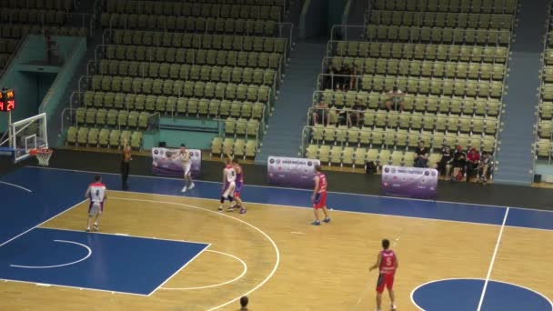 Orenburg Ρωσία Ιουνίου 2019 Έτος Άνδρες Παίζουν Μπάσκετ Διαπεριφερειακούς Τελικούς — Αρχείο Βίντεο