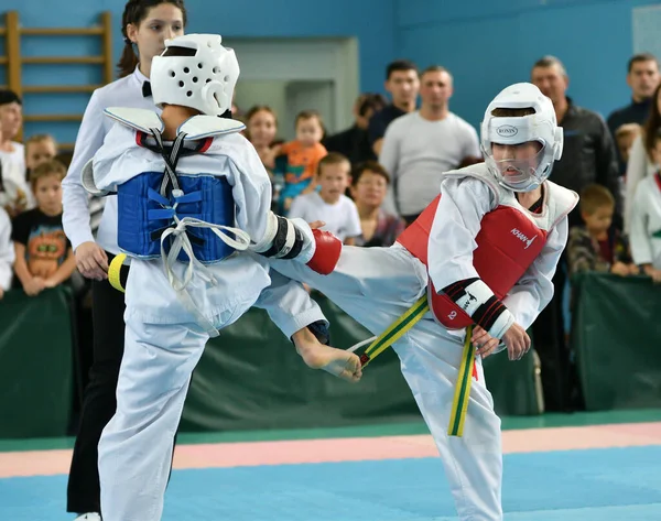 Orenburg Russia Жовтня 2019 Хлопці Змагаються Тхеквондо Orenburg Open Taekwondo — стокове фото