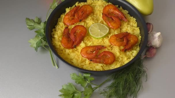 藏红花和橄榄油饭饭饭饭 西班牙国菜 — 图库视频影像
