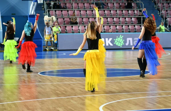 Orenburg Russia October 2019 Girls Cheerleading Perform Basketball Game Match — Stock Photo, Image