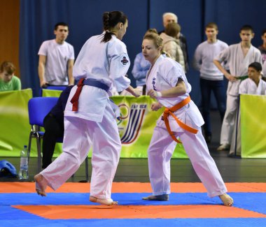 Orenburg, Rusya - 5 Mart 2017: Kızlar Kiokusinkaj 